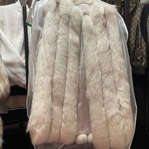 Fur vest